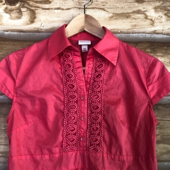 Merona embroidered button placket cap sleeve cotton blouse size XS - Picture 3 of 10